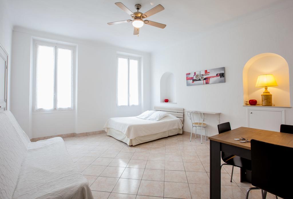 Appartements Foch Cannes Oda fotoğraf
