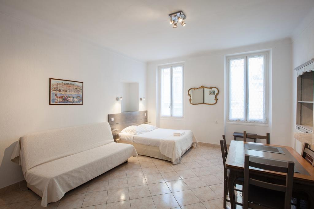 Appartements Foch Cannes Oda fotoğraf